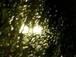 L&Aacute;GRIMAS EN EL CRISTAL